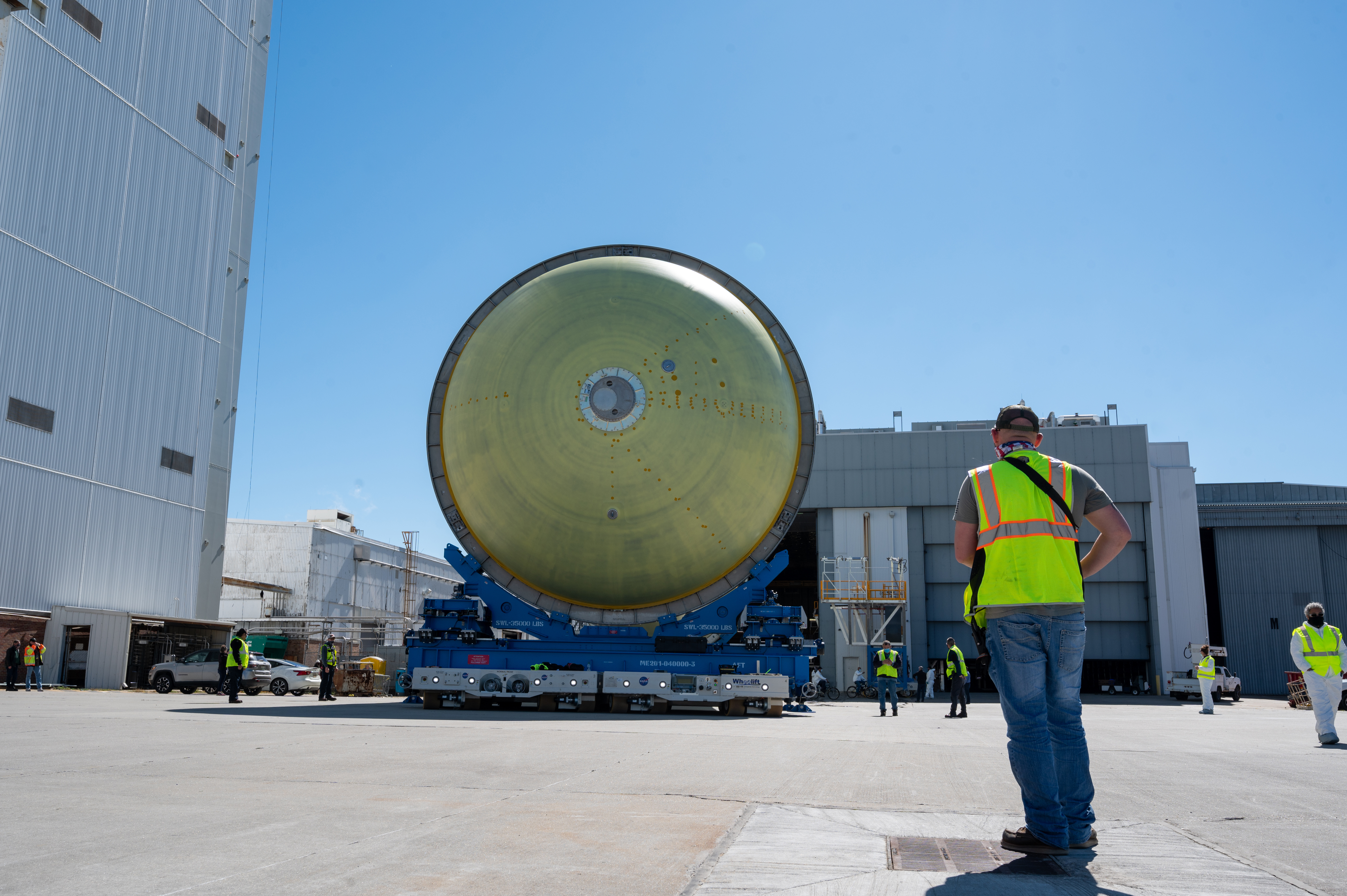 NASA Readies Artemis II Liquid Hydrogen Tank for Next Phase of Manufacturing
